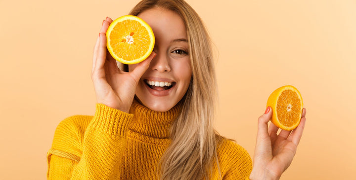 Frühlingshafter Zitronen-Kräuter-Drink mit Grapefruit & Minze